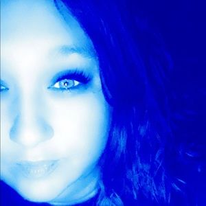 Meet your Posher, Mackenzie